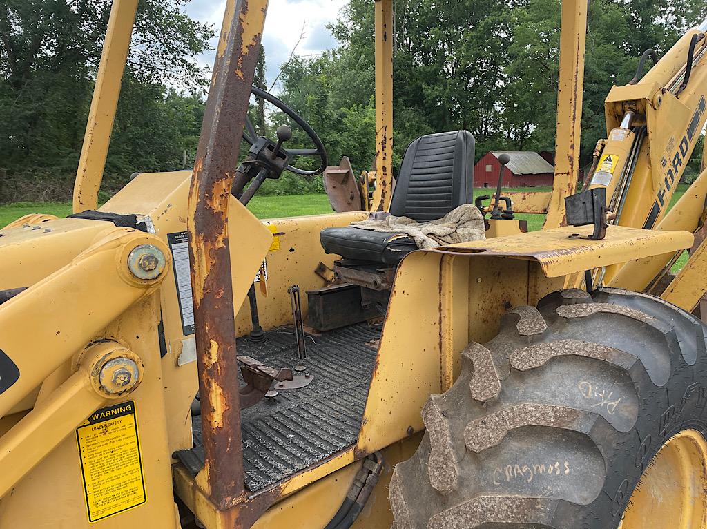 FORD 555B BACKHOE