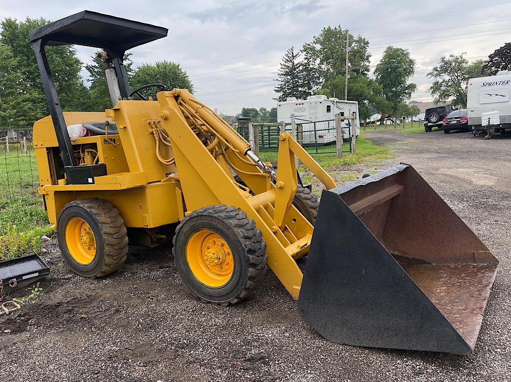 DYNAMEC WHEEL LOADER