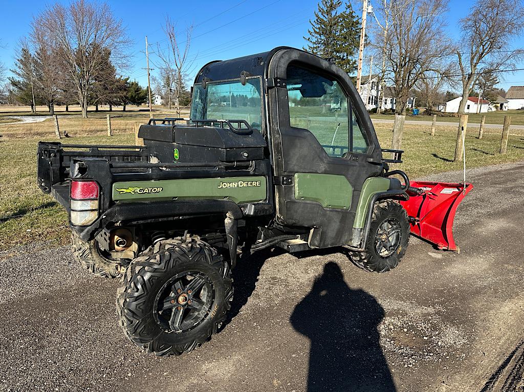 2016 JOHN DEERE GATOR 825I