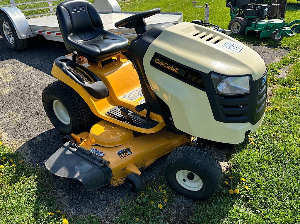 CUB CADET LTX1050 RIDING MOWER