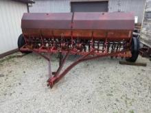 MASSEY FERGUSON 43 GRAIN DRILL