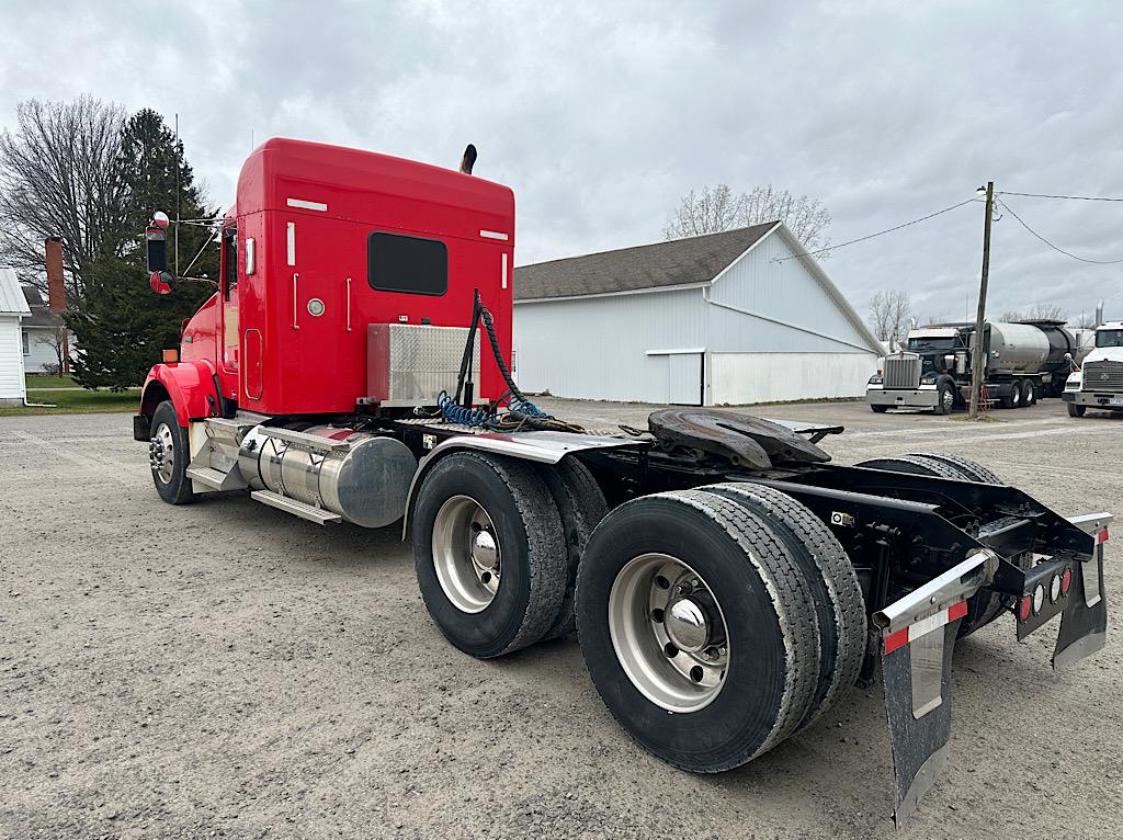 2017 KENWORTH T800