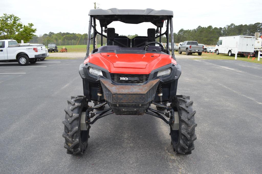 2016 Honda Pioneer 1000-5 Deluxe