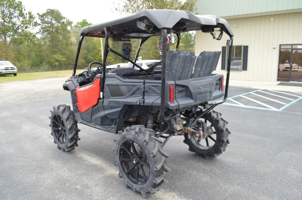 2016 Honda Pioneer 1000-5 Deluxe