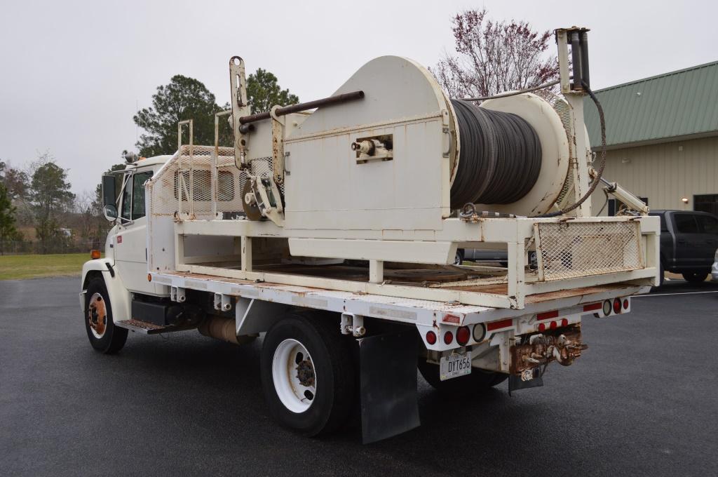 2001 Freightliner FL60 Tensioner Truck