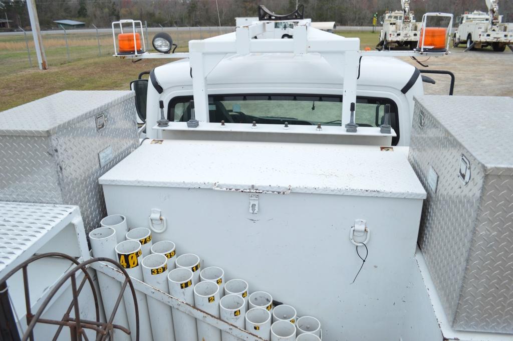 2007 Freightliner M2106 AA755L Bucket Truck