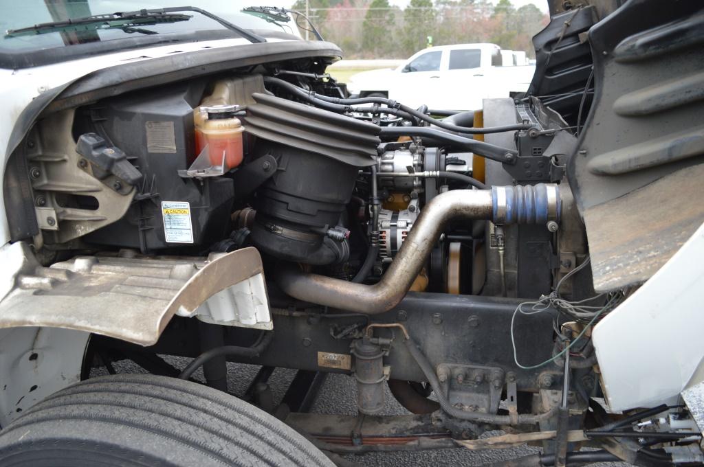 2007 Freightliner M2106 AA755L Bucket Truck