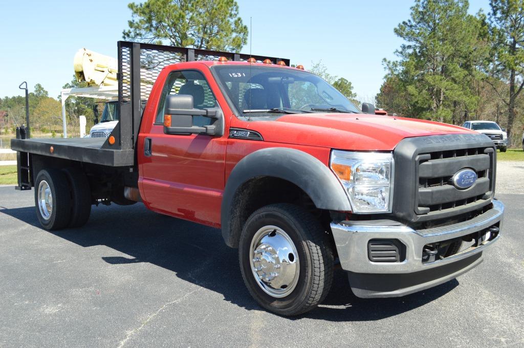 2012 Ford F-450XL Single Cab 4WD Flatbed (Red)