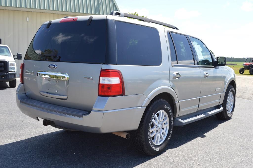 2008 Ford Expedition (Grey)