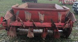 IH 540 PTO Manure Spreader