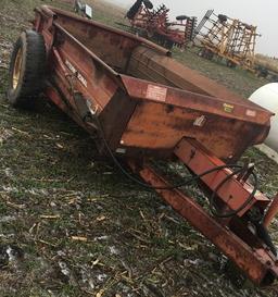 IH 540 PTO Manure Spreader