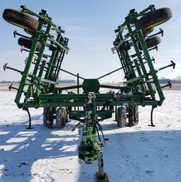 Kuhn SR 110 Hyd. Fold 10 Wheel Speed Rake, nice!