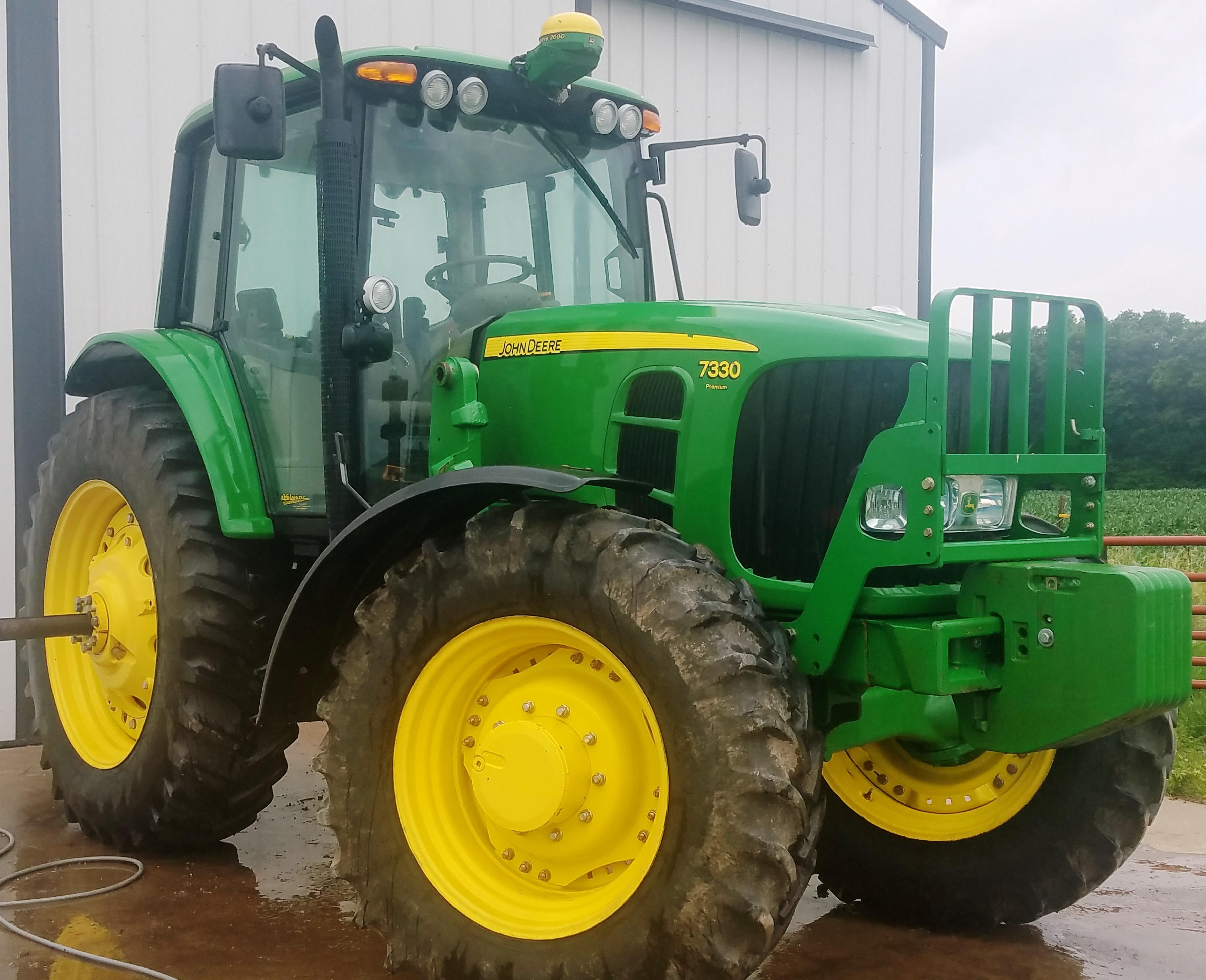 John Deere 400 15’ 3 Pt. Rotary Hoe