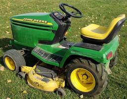 JD 345 20 HP Lawn Tractor