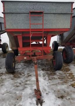 Heider 230 bu. Gravity Wagon on 7737 Heider gear