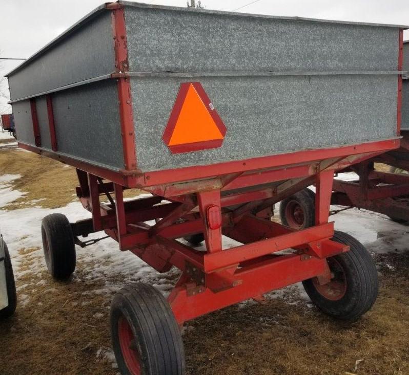 Heider 230 bu. Gravity Wagon on 7737 Heider gear