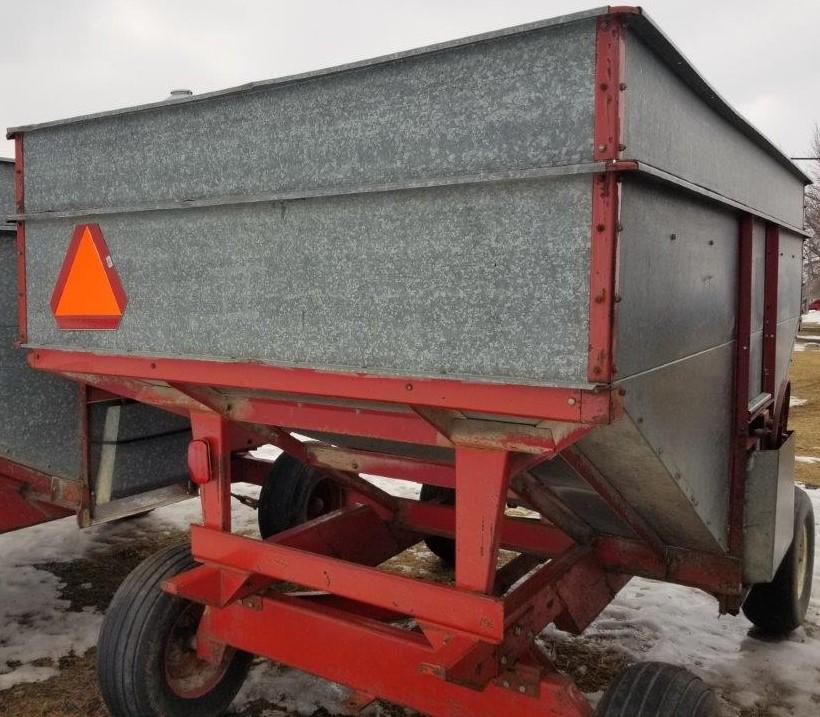 Heider 230 bu. Gravity Wagon on 7737 Heider gear