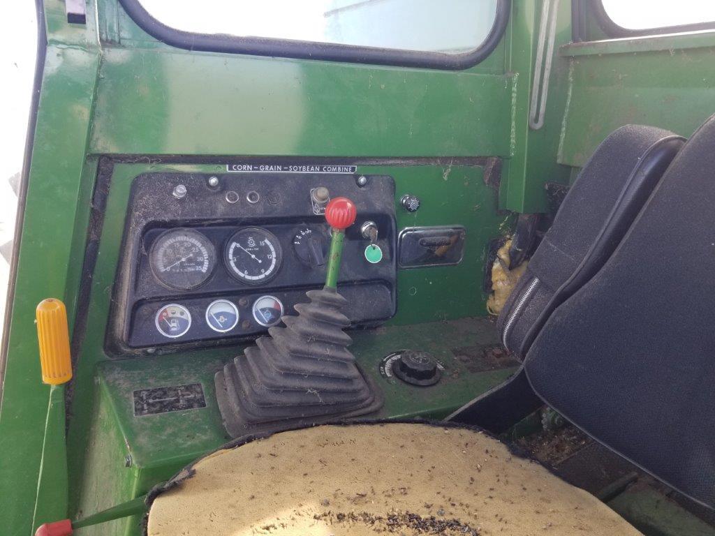 JD 4400 D Combine