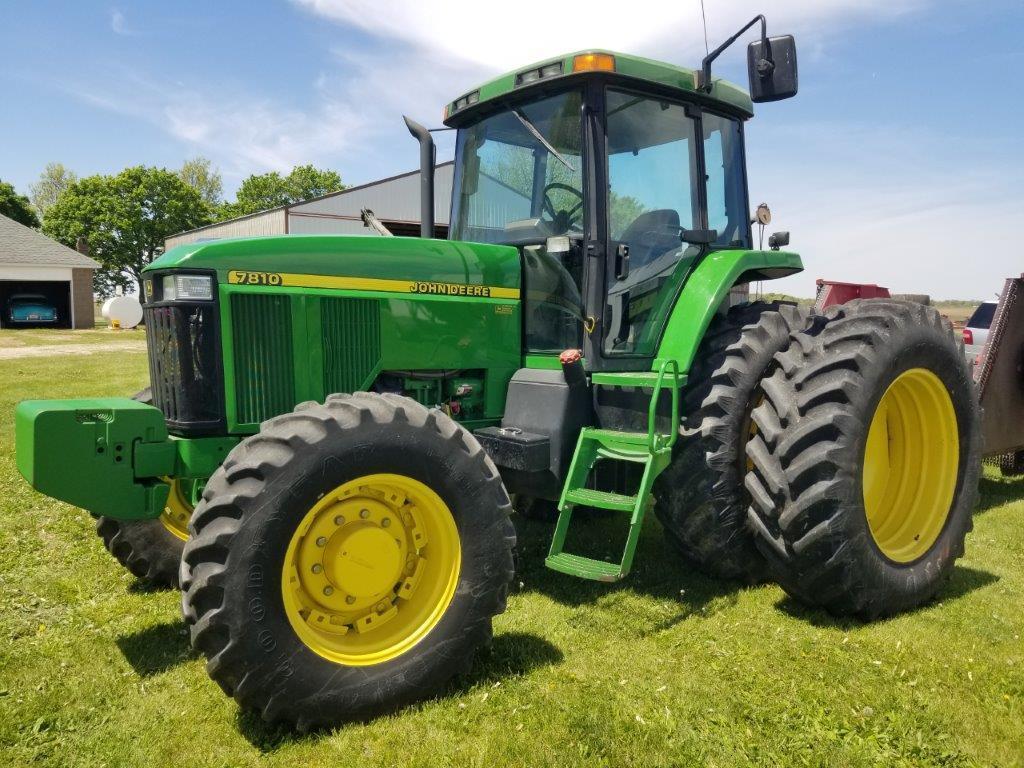 1997 JD 7810 MFWD Tractor