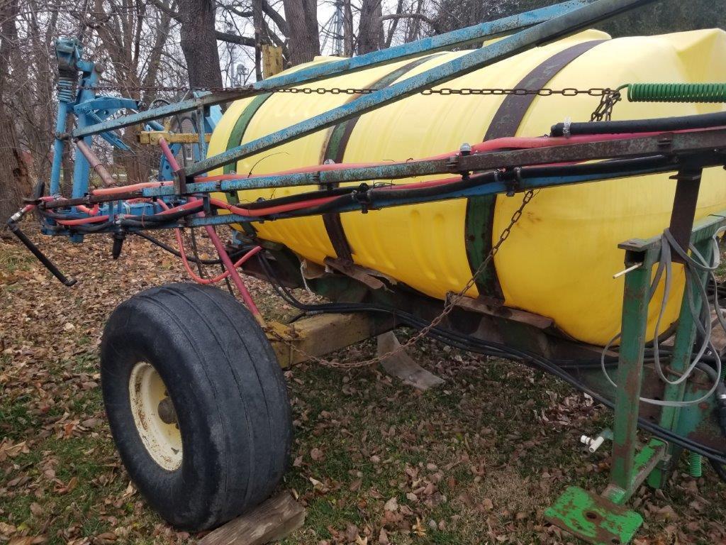 1000 gal. Bestway Sprayer