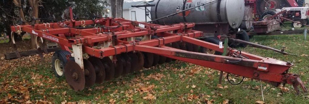 12' Kewanee 580 Tillage Saver Disc Chisel Plow