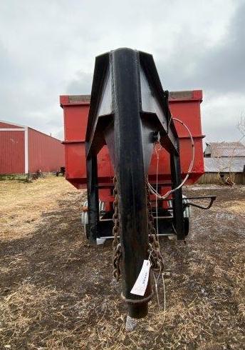 Hooper 300 Bu. Gooseneck Center Dump Grain Trailer