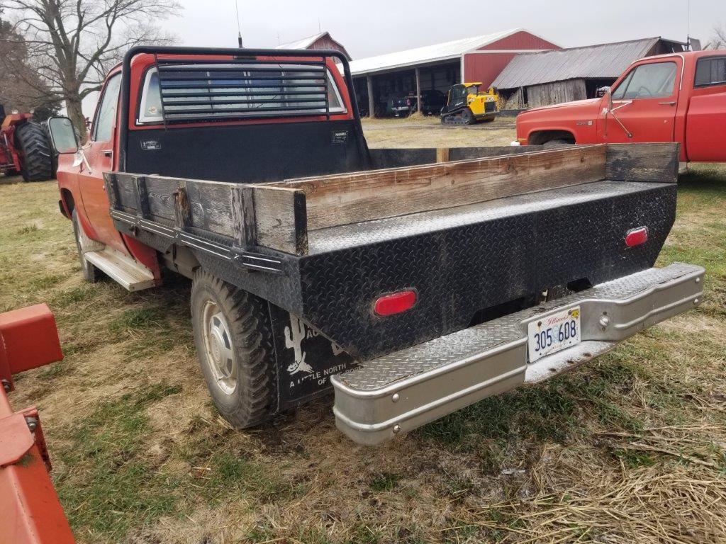 '77 GMC 25 Sierra Grande 4WD Truck w/ Maxwell 6.5'x8' flatbed