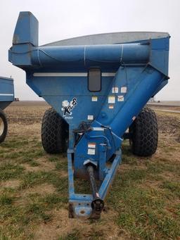 Kinze 640 Grain Cart