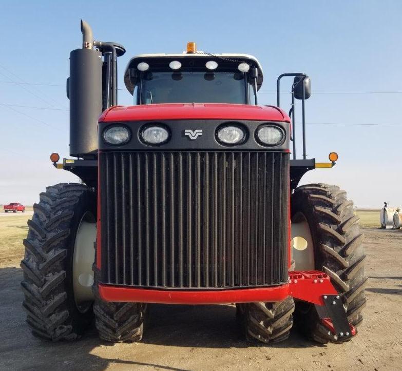 2013 Versatile 400 4WD Tractor