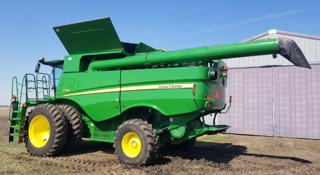 2018 John Deere S760 Combine