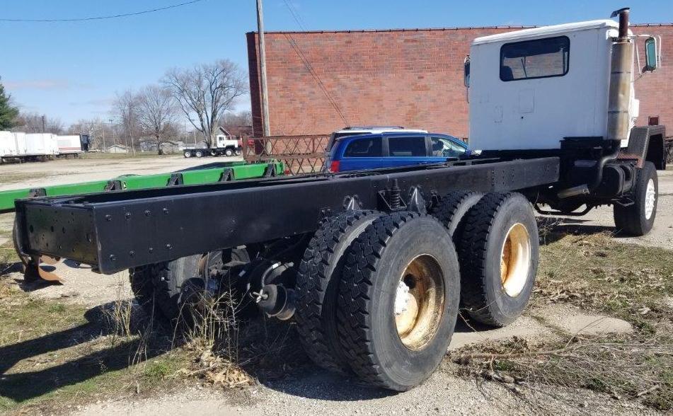 1980 International Paystar 5000 F5050 6X6 Cab & Chassis Truck