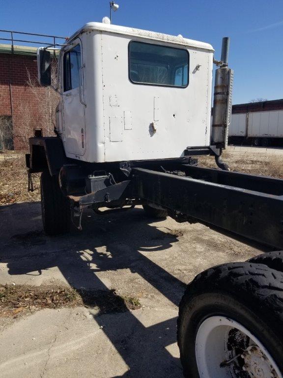 1982 International Paystar 5000 F5050 6X6 Cab & Chassis Truck