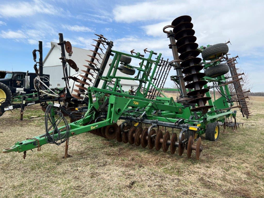 JD 726 32' Soil Finisher