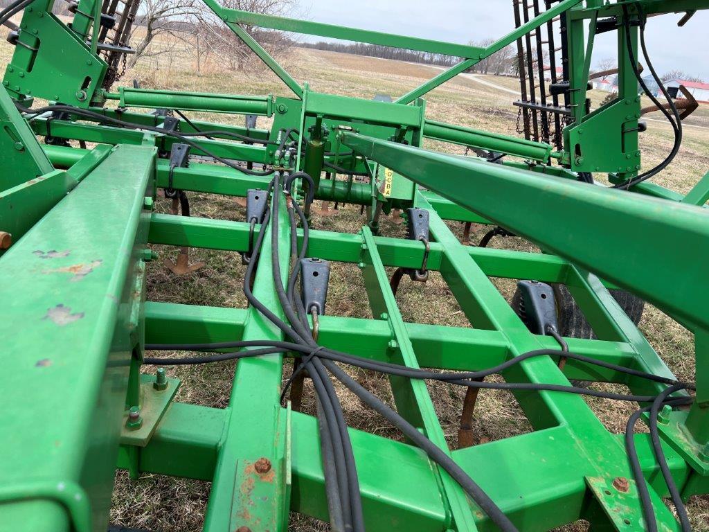 JD 726 32' Soil Finisher