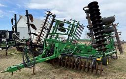 JD 726 32' Soil Finisher