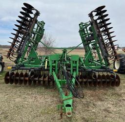 JD 726 32' Soil Finisher