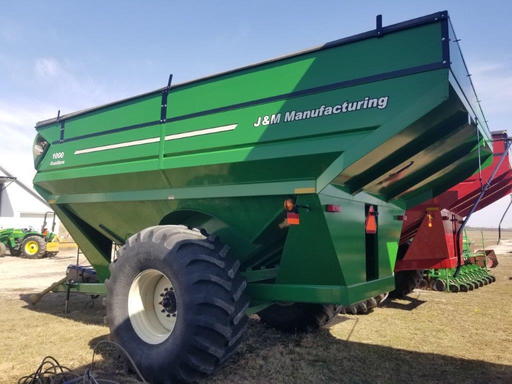 J&M 1000-20 Grain Cart