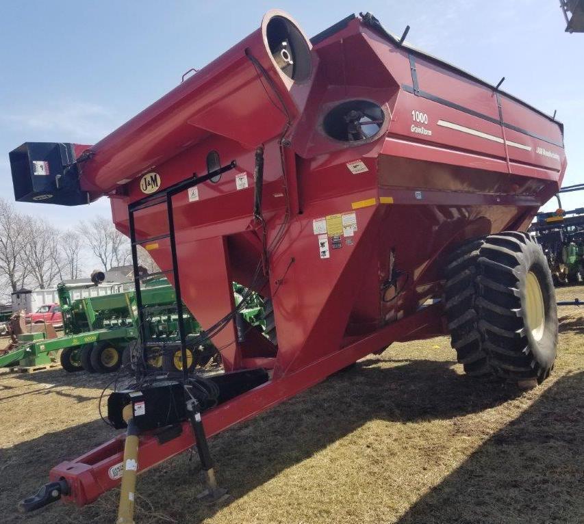 J&M 1000-20 Grain Cart