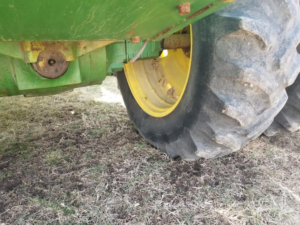 1980 JD 8440 4WD Tractor