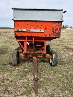 Farm King 250 bu. Gravity Wagon