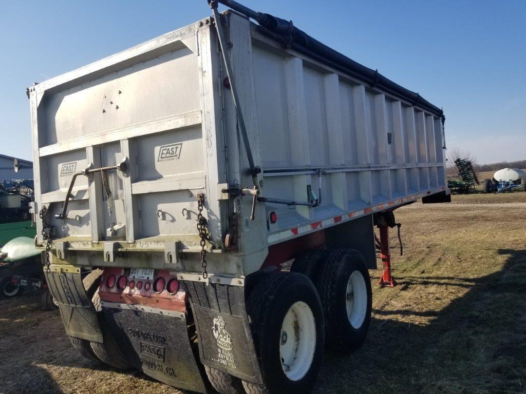 1996 East 26' Alum. Dump Trailer