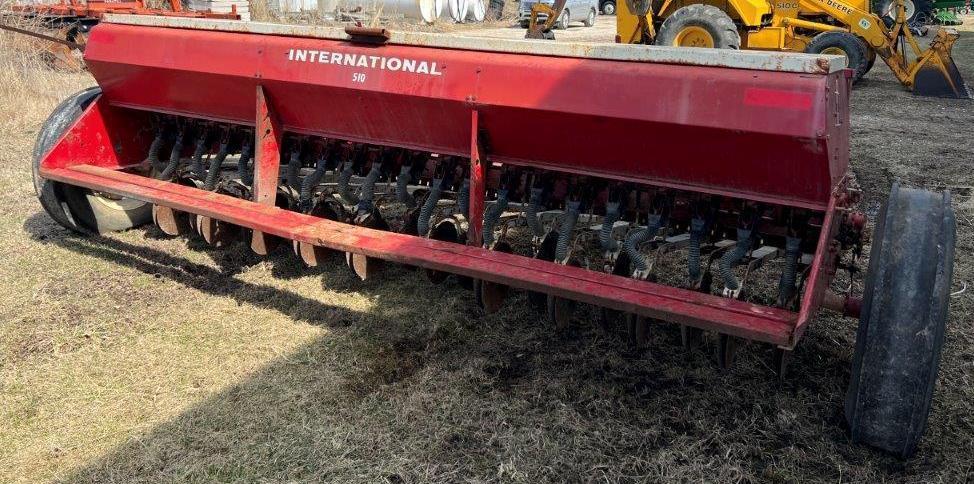 IH 510 Grain Drill 12'