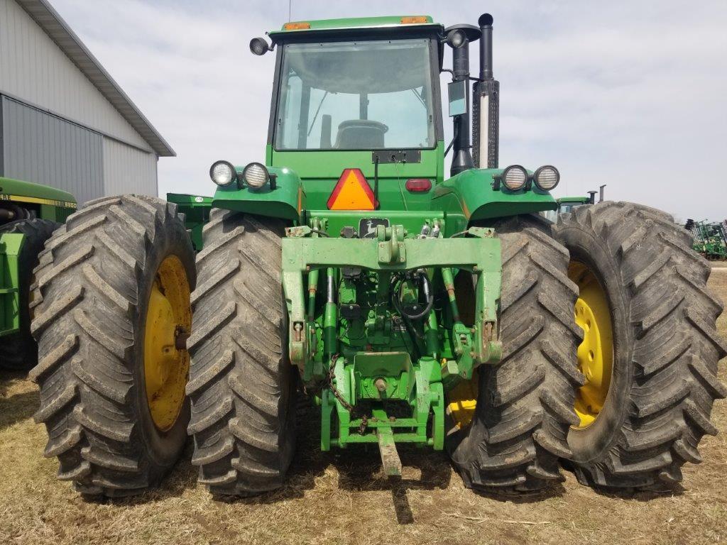 1982 JD 8650 4WD Tractor