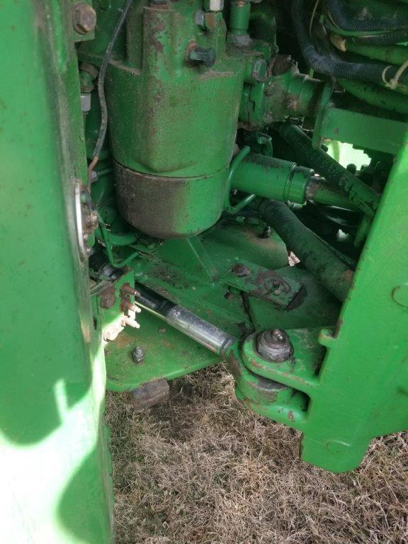 1982 JD 8650 4WD Tractor