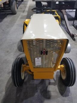 IH Cub Cadet Lawn Tractor