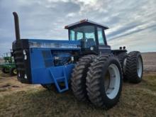 Ford VERSATILE 876 4x4 Tractor
