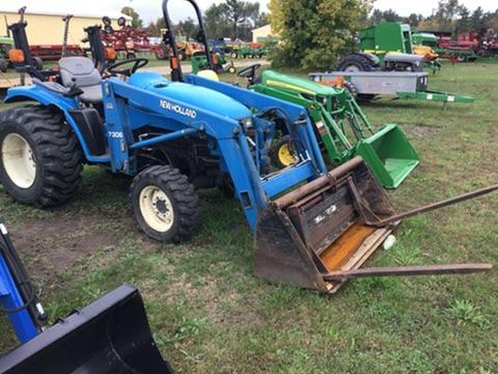 New Holland 1725 Utility Tractor