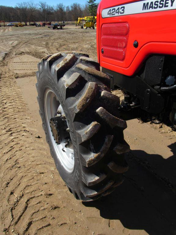 2010 Massey Ferguson MF4243 Tractor