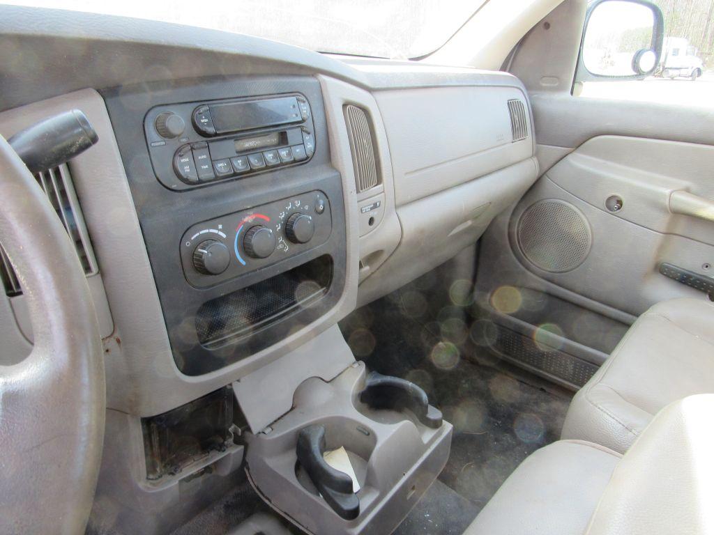 2005 Dodge Ram 2500 Utility Truck