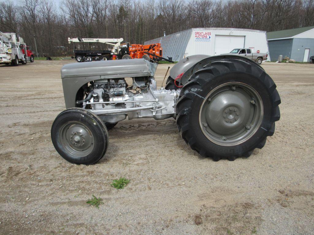 Massey Ferguson Farm Tractor